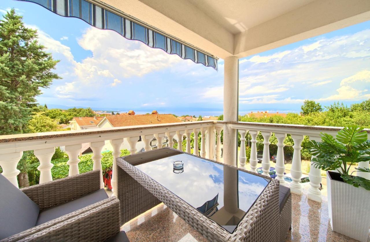 Apartment Jadran Малинска Екстериор снимка
