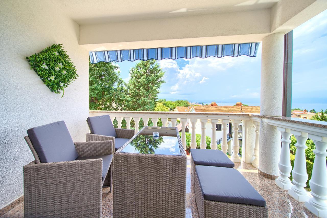 Apartment Jadran Малинска Екстериор снимка