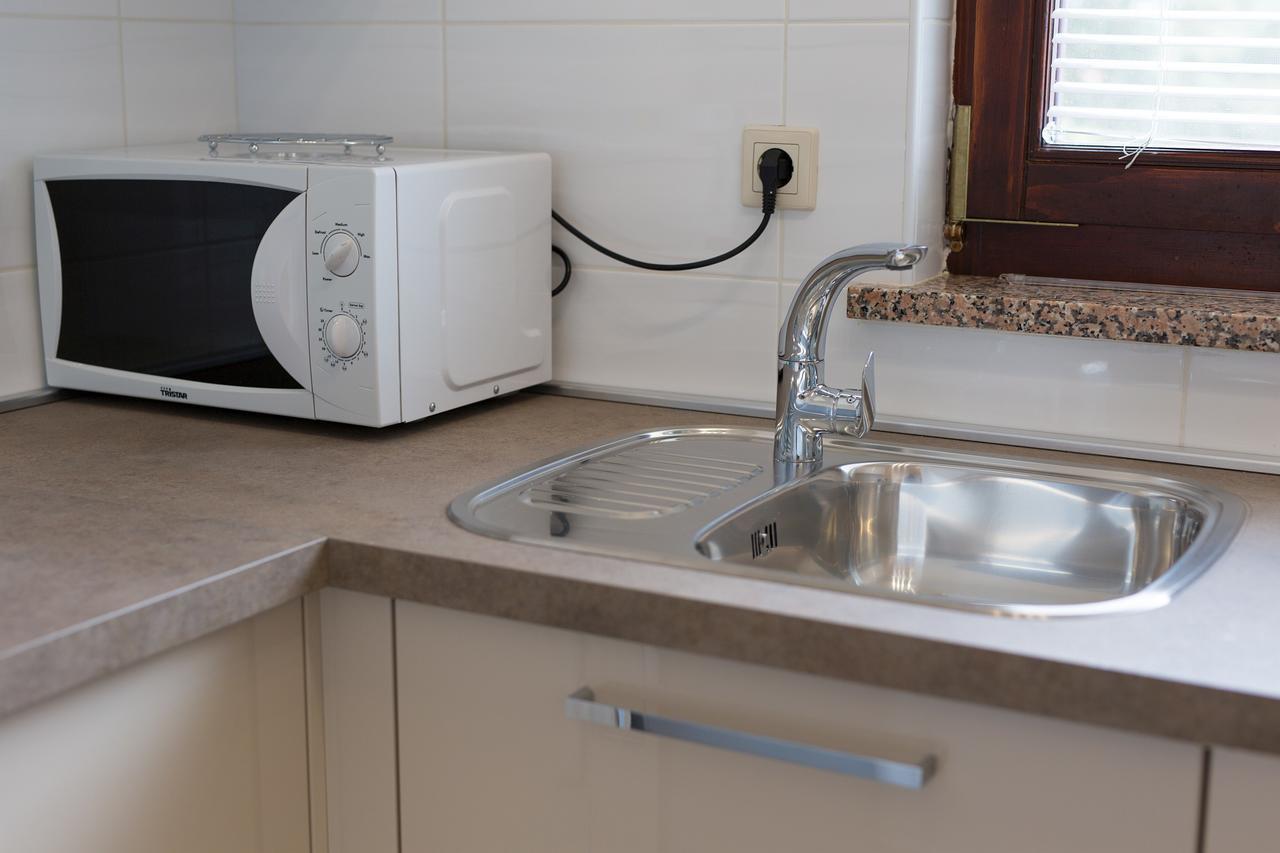 Apartment Jadran Малинска Екстериор снимка